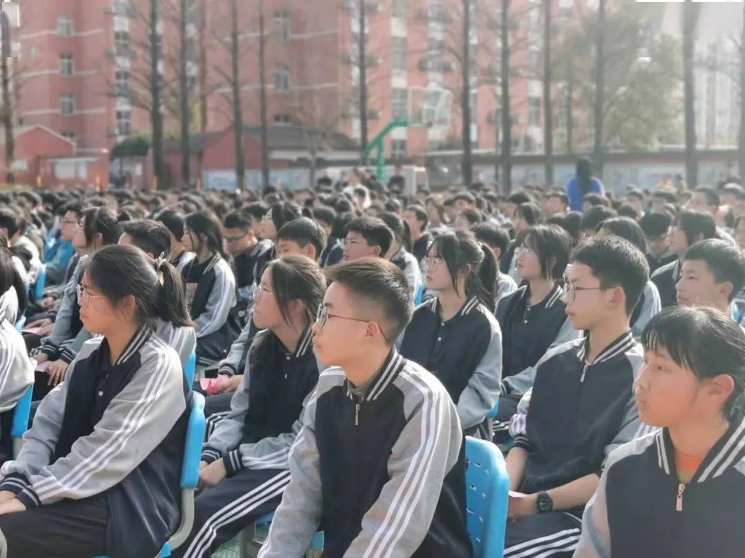 关于峥嵘岁月！两队将在比赛中竭尽全力的信息